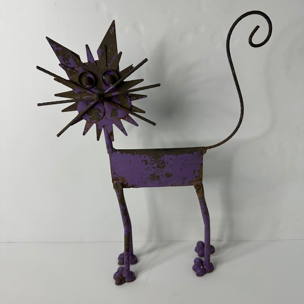 Purple Metal Cat Garden Sculpture Yard Folk Art Whimsical Rustic Spiked Face 17"